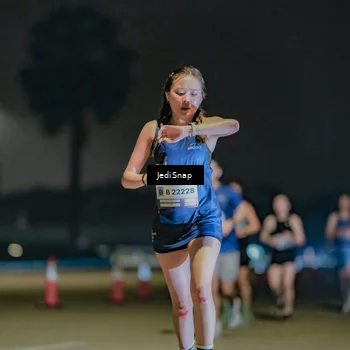 Runner Photo 7505410