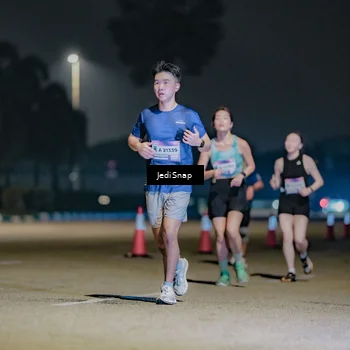 Runner Photo 7505411