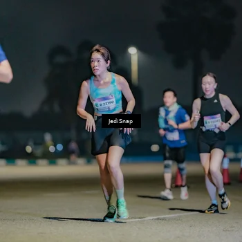 Runner Photo 7505422