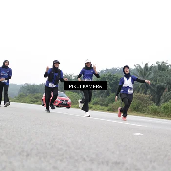 Runner Photo 7505427