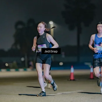Runner Photo 7505432