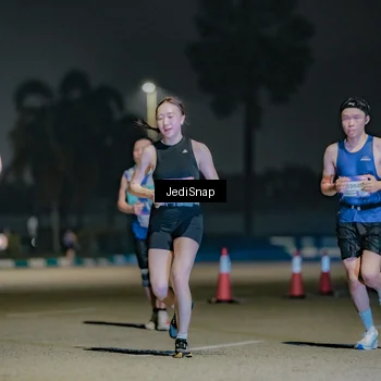 Runner Photo 7505436