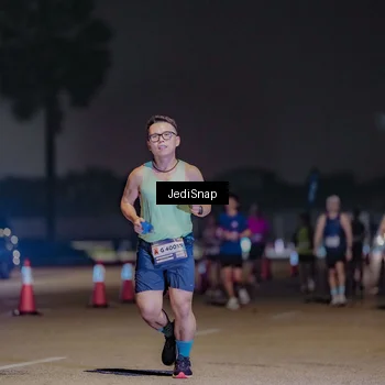 Runner Photo 7505444