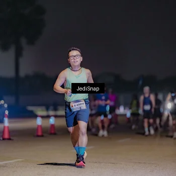 Runner Photo 7505445