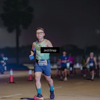 Runner Photo 7505446