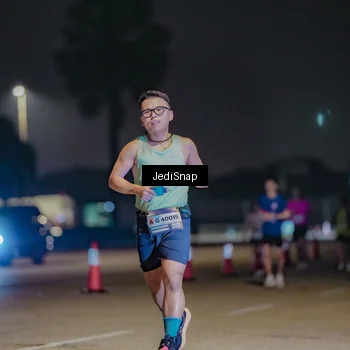 Runner Photo 7505448