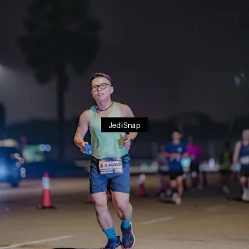 Runner Photo 7505451