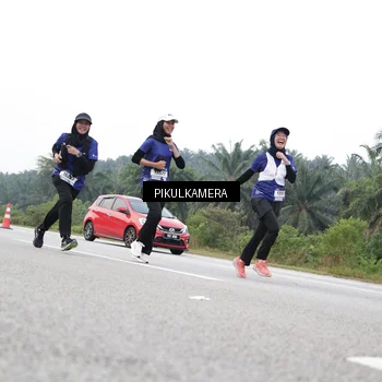 Runner Photo 7505453