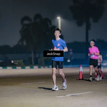 Runner Photo 7505454