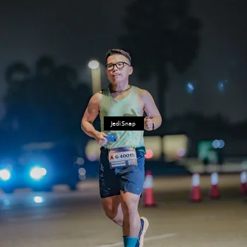 Runner Photo 7505457
