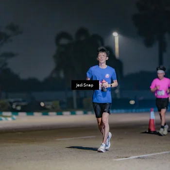 Runner Photo 7505460