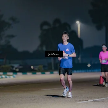 Runner Photo 7505463
