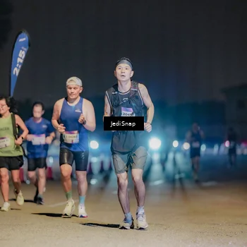 Runner Photo 7505464