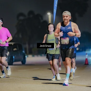 Runner Photo 7505474