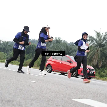 Runner Photo 7505500