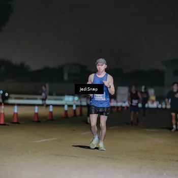 Runner Photo 7505503