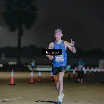 Runner Photo 7505518