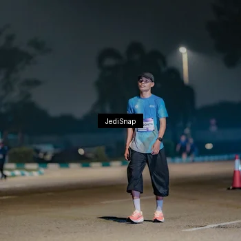 Runner Photo 7505541