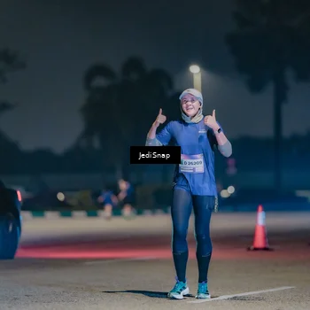 Runner Photo 7505590