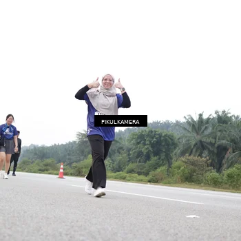 Runner Photo 7505593
