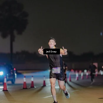 Runner Photo 7505607