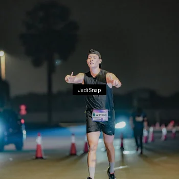 Runner Photo 7505611