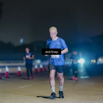 Runner Photo 7505617