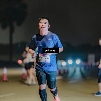 Runner Photo 7505641