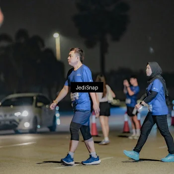 Runner Photo 7505653