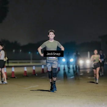 Runner Photo 7505660