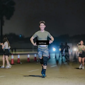 Runner Photo 7505663