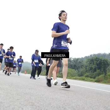 Runner Photo 7505666