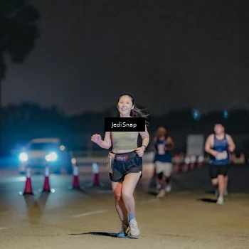 Runner Photo 7505673