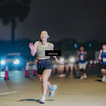 Runner Photo 7505678