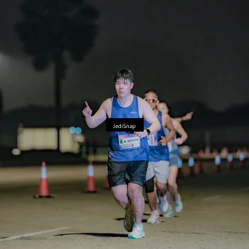 Runner Photo 7505688