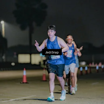 Runner Photo 7505695