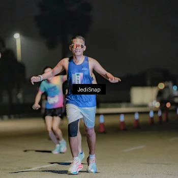 Runner Photo 7505702