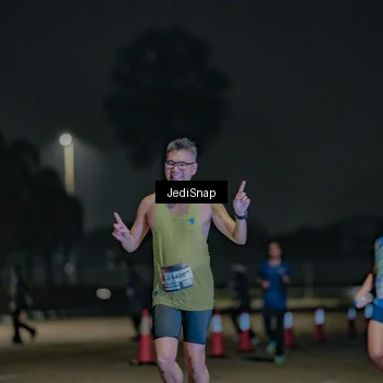 Runner Photo 7505742