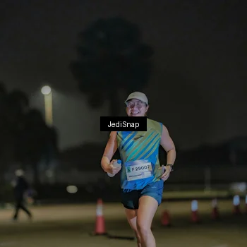Runner Photo 7505749