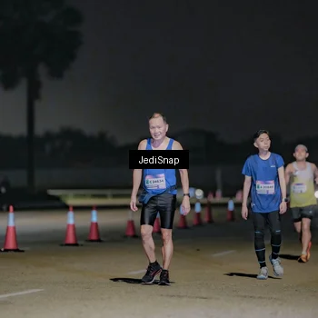 Runner Photo 7505757