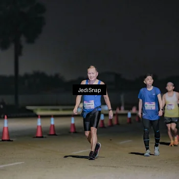Runner Photo 7505762