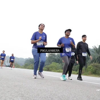 Runner Photo 7505776