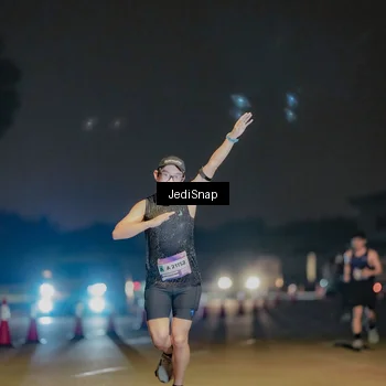 Runner Photo 7505816