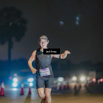 Runner Photo 7505824