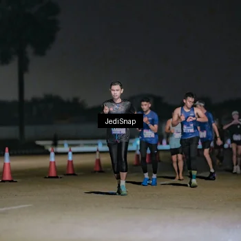 Runner Photo 7505836