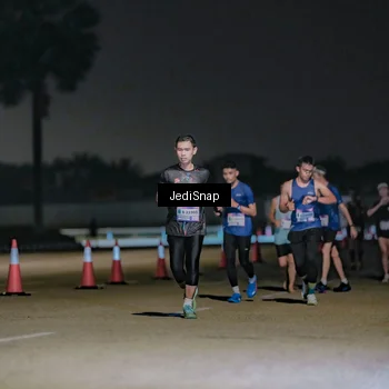 Runner Photo 7505837