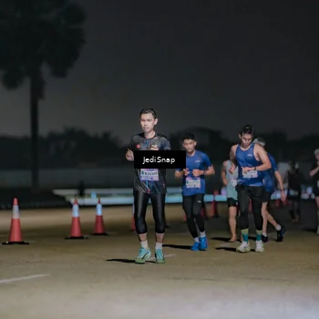 Runner Photo 7505838