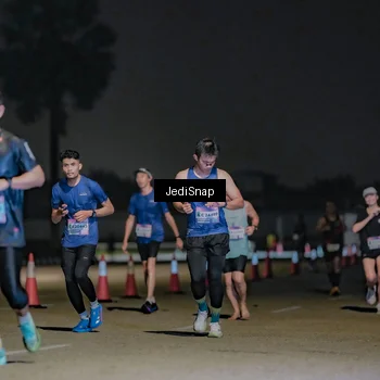 Runner Photo 7505847