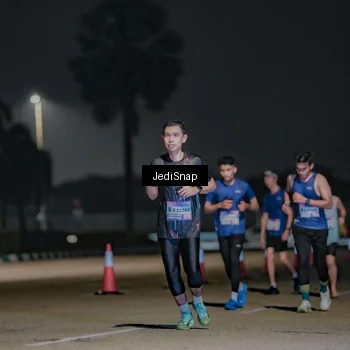 Runner Photo 7505852