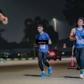 Runner Photo 7505860